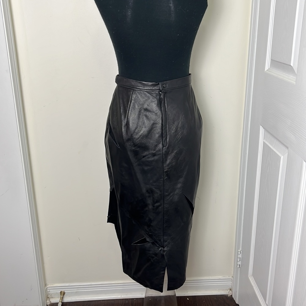 Vintage Midi Length Leather Skirt Size Medium - Picture 11 of 14